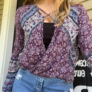 Long sleeve light weight cross cross floral top